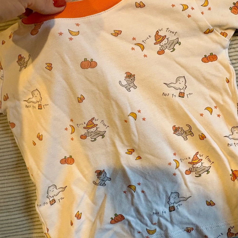 Kissy Kissy Kids Pajamas with Orange and White - Picture 4 of 5